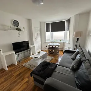  Apartment Cosy Centre Flat